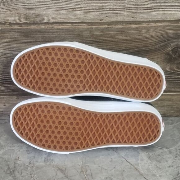 New Vans Chukka Low Skateboarding Sneakers Black Denim Casual Streetwear - Picture 8 of 8